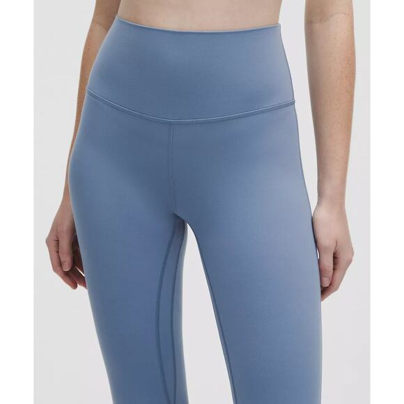 NWT lululemon Women's Blue Align High-Rise Mini-Flare Leggings Size 8 - Picture 10 of 10